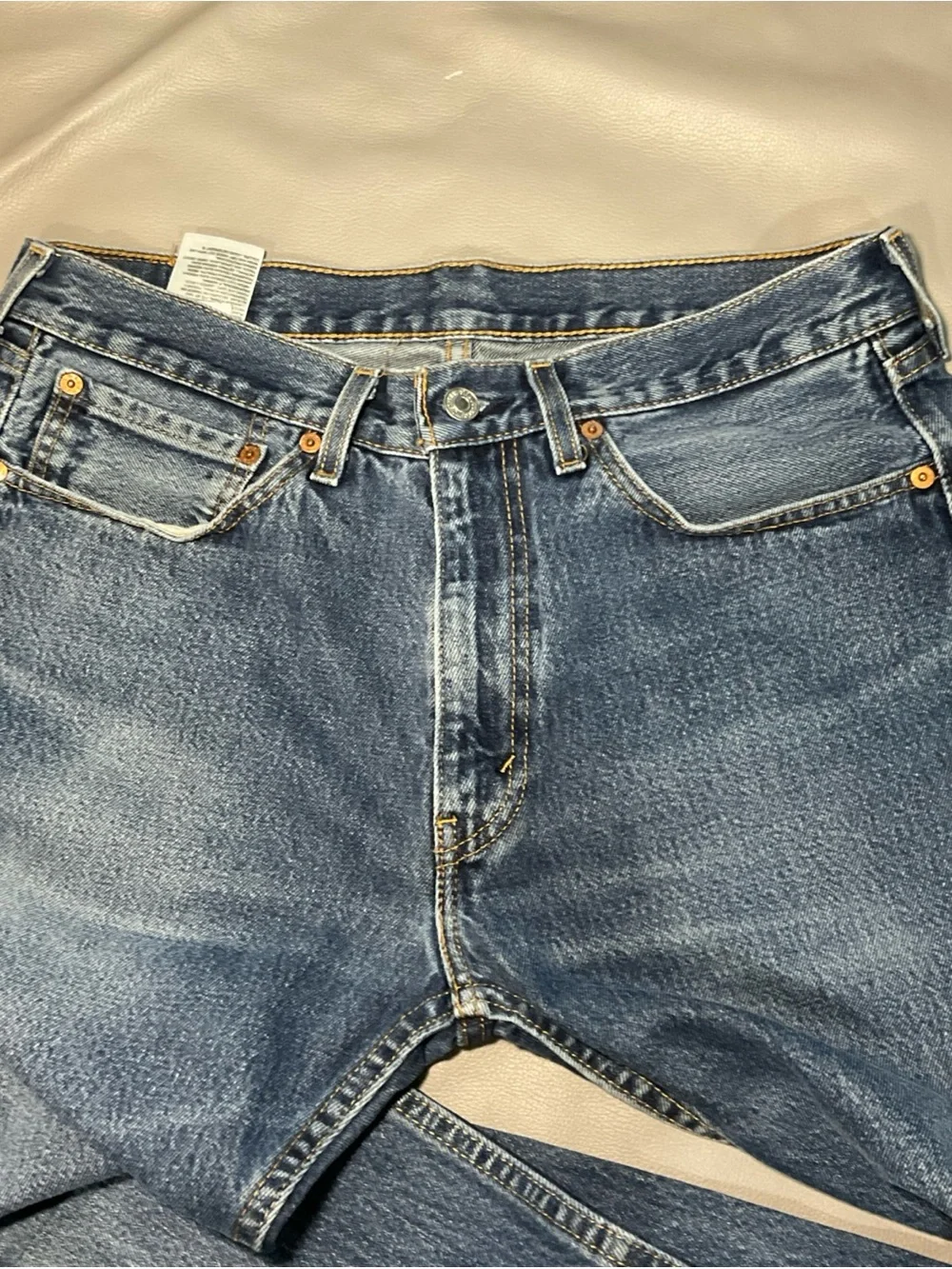 Levi's Men's Straight Jeans in Medium Blue Denim